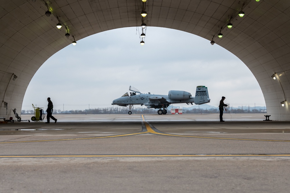 Lining up for a hot-pit refuel