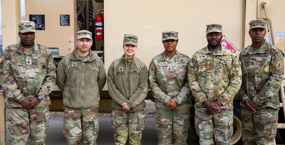 Quartermaster School CSM Scott visits Fort Riley