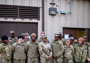 Quartermaster School CSM Scott visits Fort Riley
