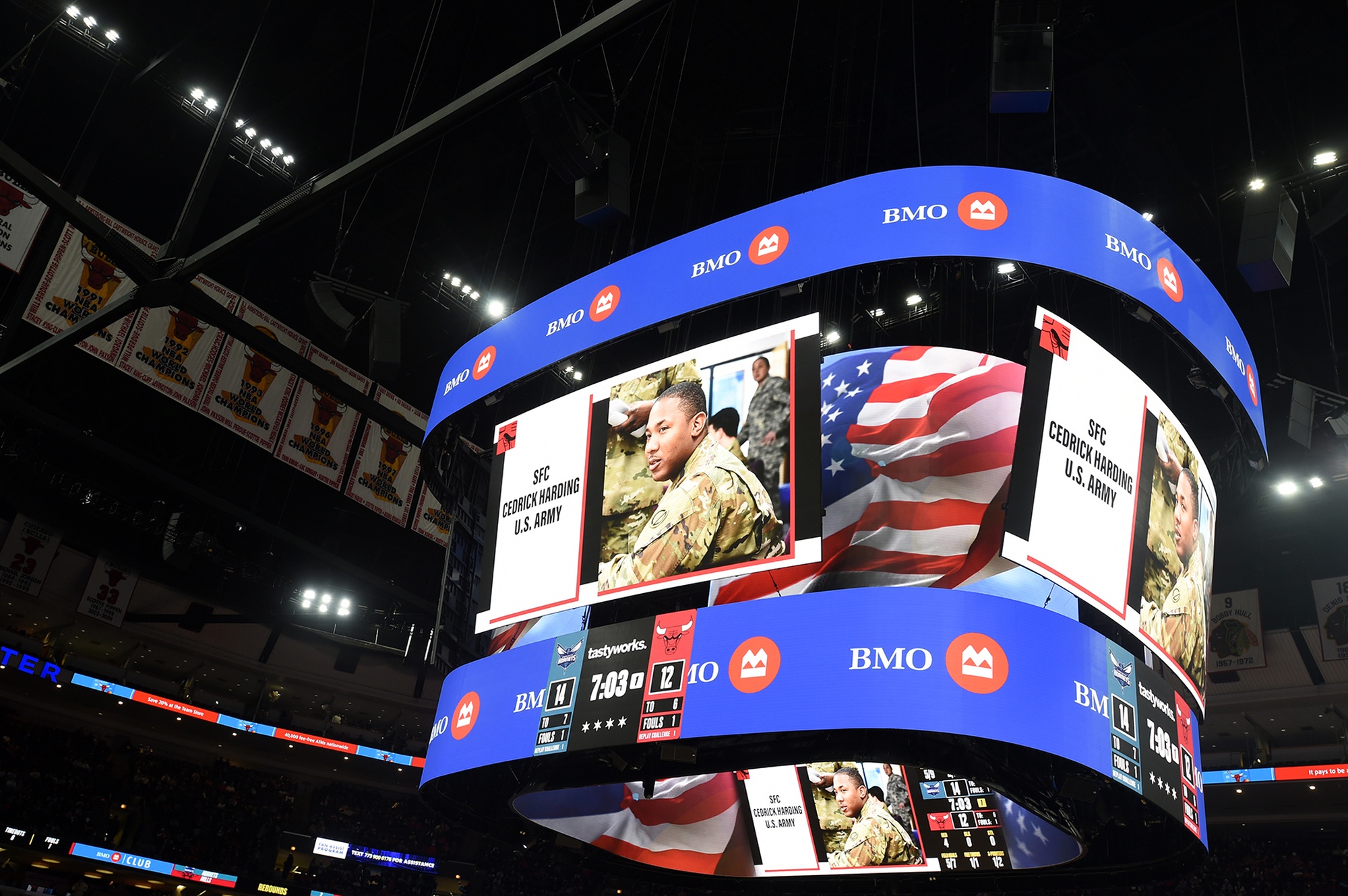 DVIDS - News - Retiring Army Reserve Soldier Honored at Chicago Wolves AHL  Home Game