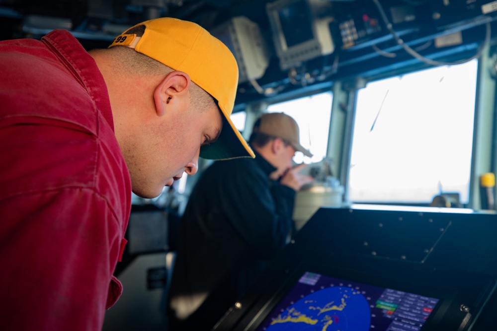 USS Farragut Arrives in Guantanamo Bay, Cuba