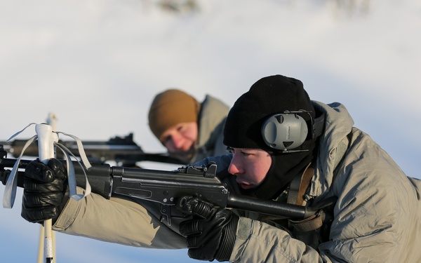 3-71 Cavalry Regiment, 1BCT, 10th Mountain Division train with Finnish soldiers on weapons proficiency using Finland’s RK62 assault rifle during Defense Exercise North in Sodankyla Garrison, Finland, during Exercise Arctic Forge '23 on Feb. 22, 2023