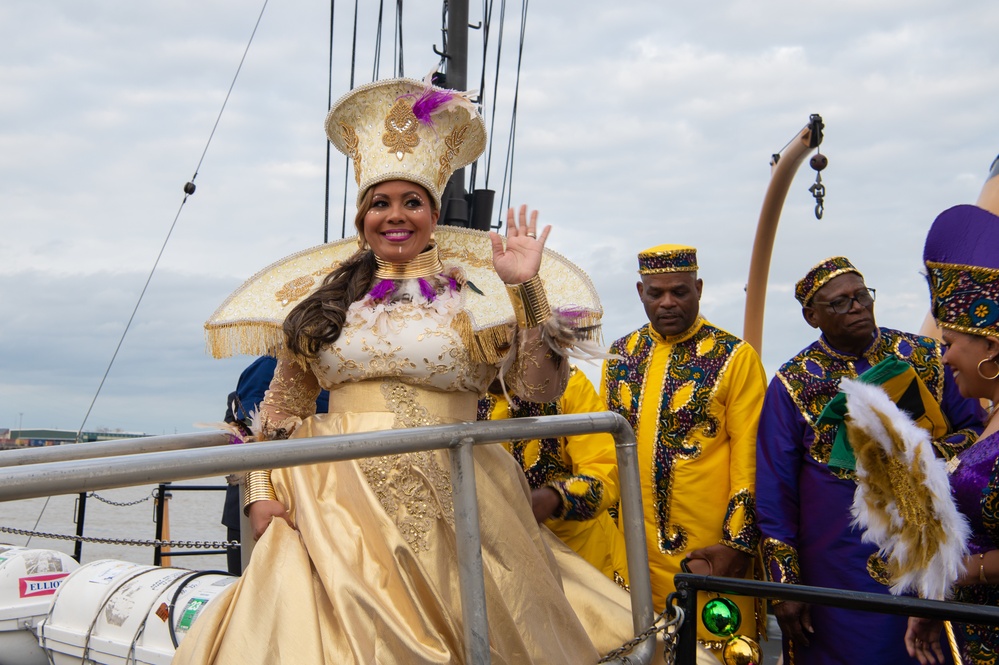 Coast Guard participates in 2023 Lundi Gras