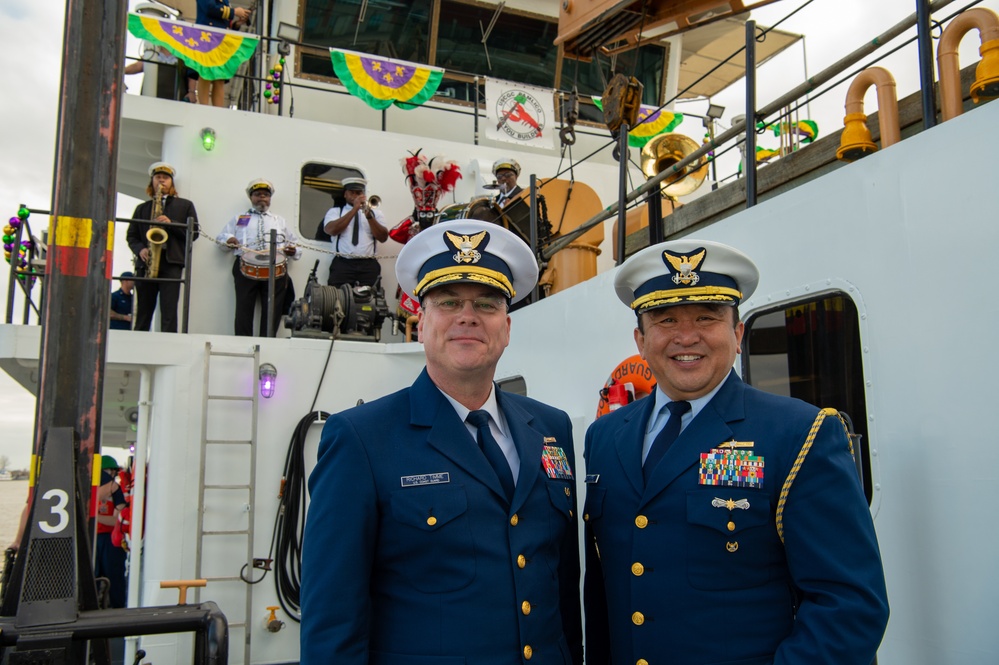 Coast Guard participates in 2023 Lundi Gras