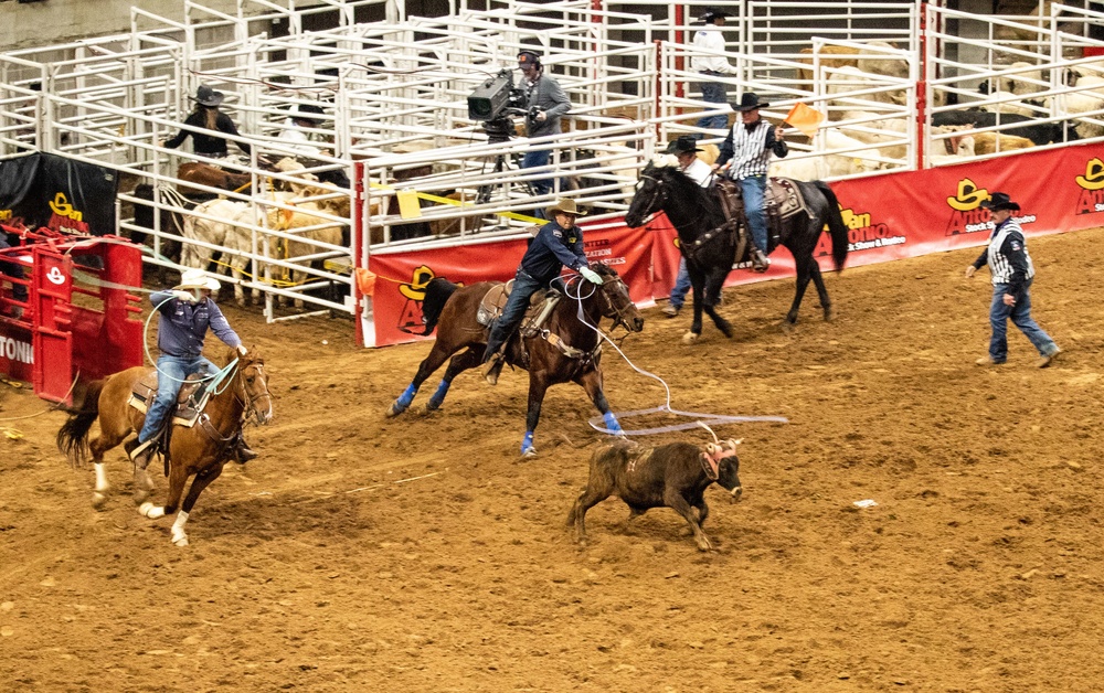 San Antonio Stock Show and Rodeo hosts military appreciation night