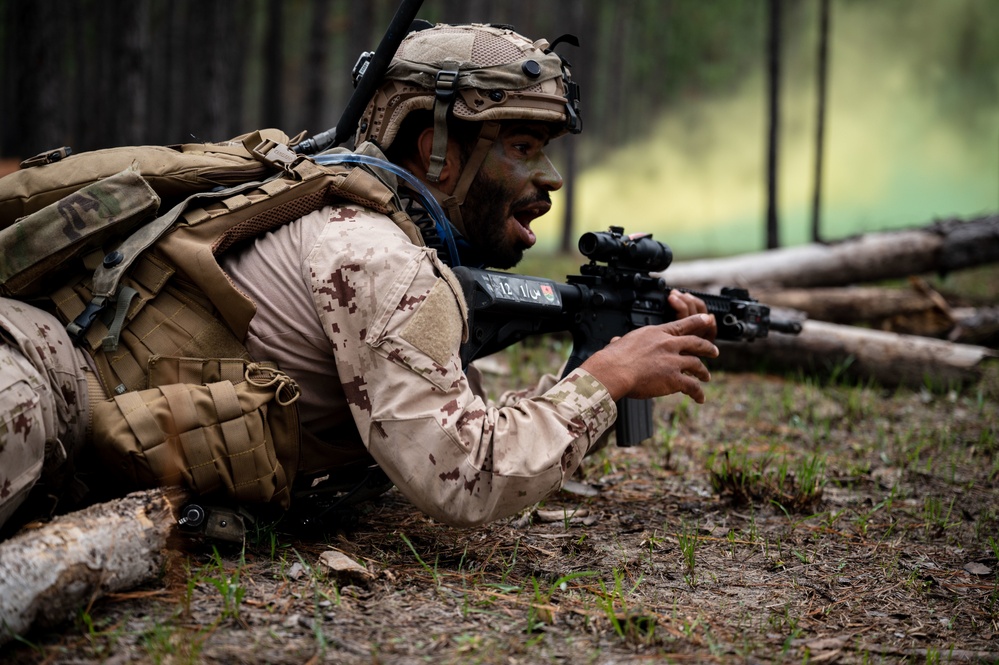 UAE and U.S. troops live fire at JRTC