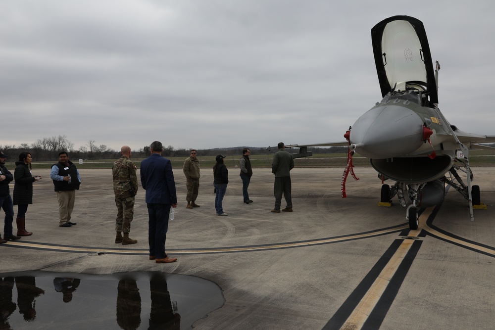 Texas Military Department Hosts Texas Lawmakers
