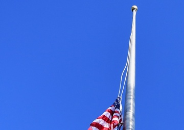 US and Ukraine flags fly in Solidarity