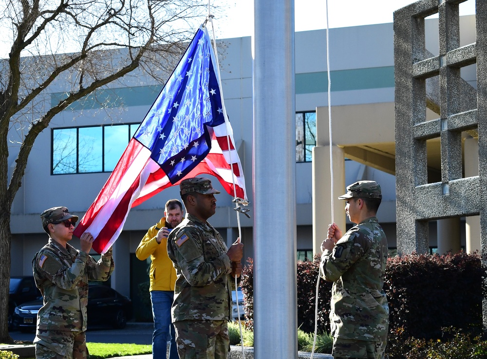 US and Ukraine flags fly in Solidarity