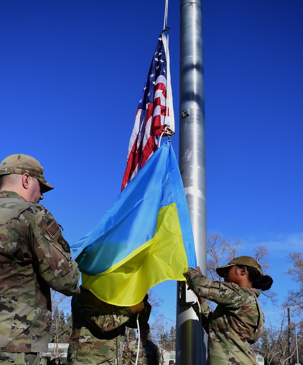 US and Ukraine flags fly in Solidarity