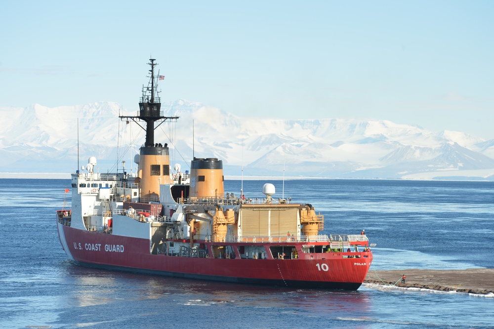 USCGC Polar Star (WAGB 10)