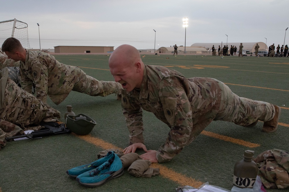 Soldiers continue Air Assault School in Kuwait