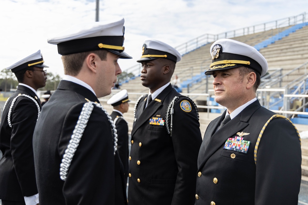NETC Evaluates Booker T. Washington High School NJROTC AMI