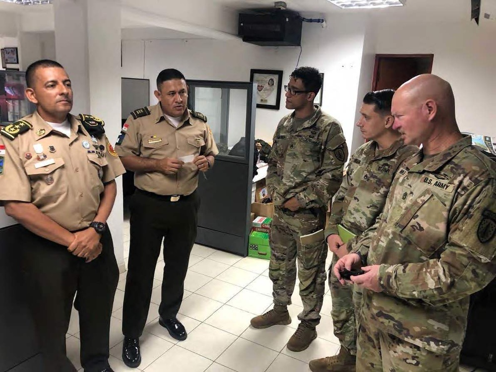 Army Advisors in Panama