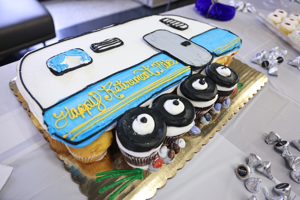 Civilian Senior Communications Mission Planner retires from service after 41 years