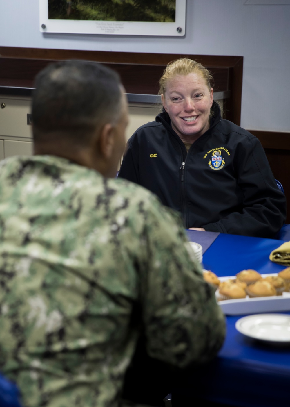 CNP Visits USS Gettysburg (CG 64) in Norfolk