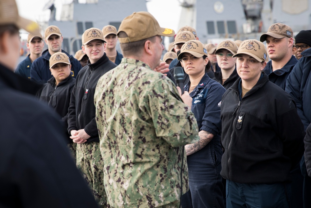 CNP Visits USS Gettysburg (CG 64) in Norfolk