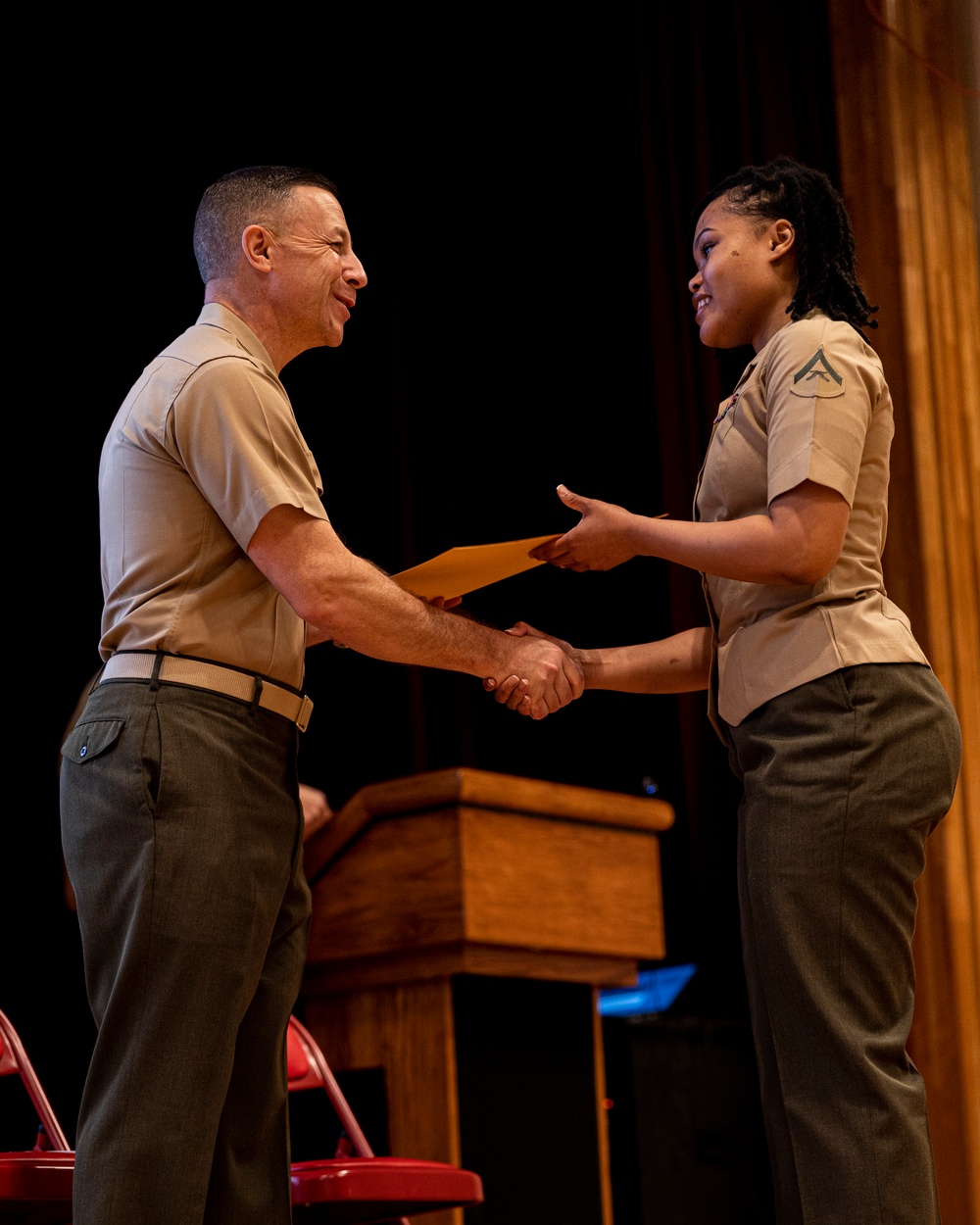 Newest U.S. citizens: Camp Foster hosts naturalization ceremony