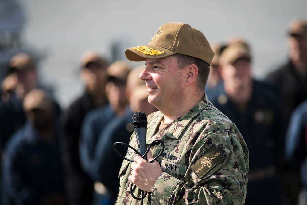 CNP Visits USS Stout (DDG 55) in Norfolk