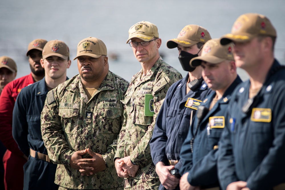 CNP Visits USS Stout (DDG 55) in Norfolk