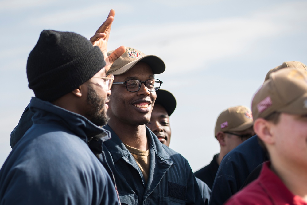 CNP Visits USS Stout (DDG 55) in Norfolk