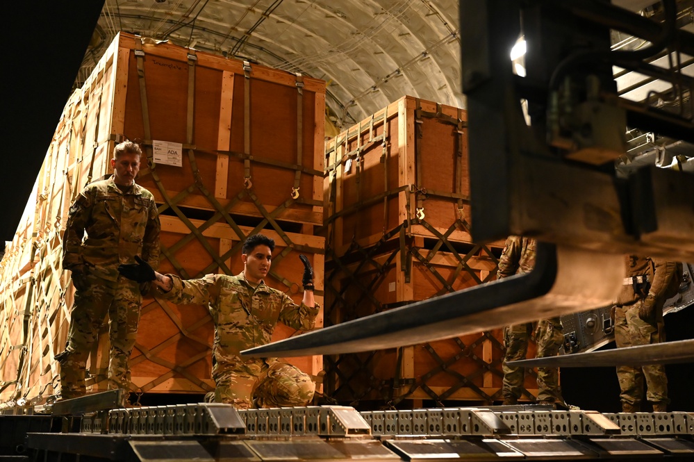 CENTCOM Airmen provide humanitarian aid to Türkiye after earthquakes