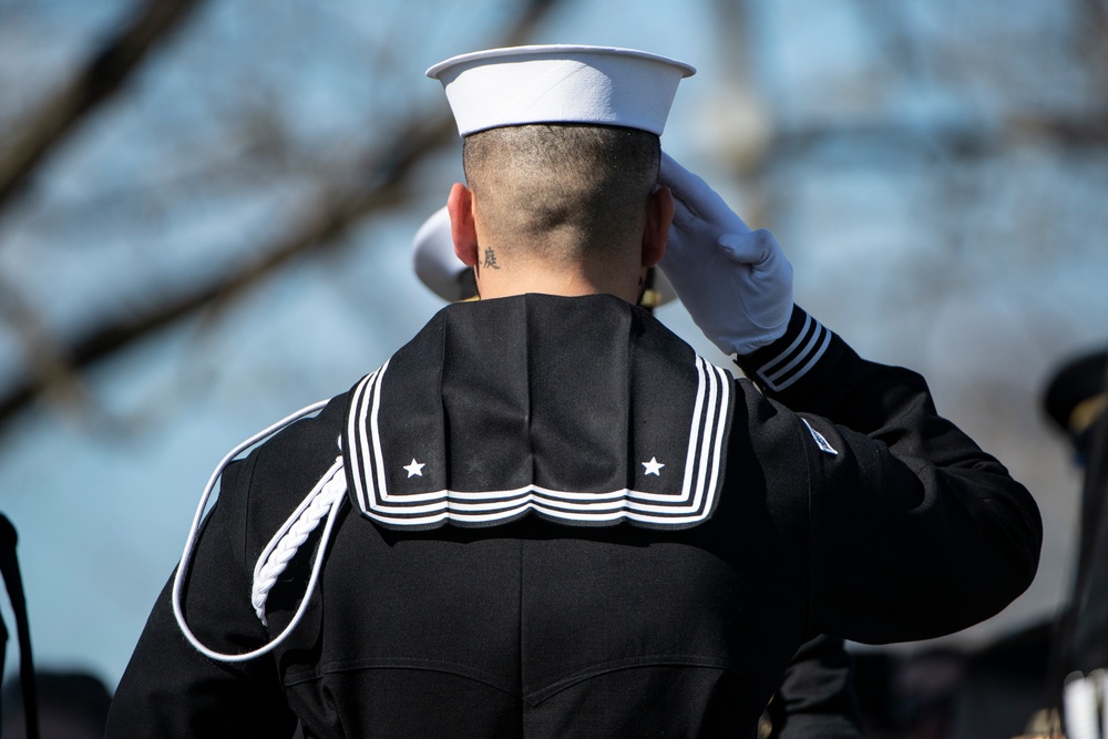 Military Funeral Honors Were Held for U.S. Navy Gunner’s Mate 3rd Class Herman Schmidt in Section 70