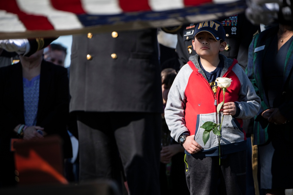 Military Funeral Honors Were Held for U.S. Navy Gunner’s Mate 3rd Class Herman Schmidt in Section 70