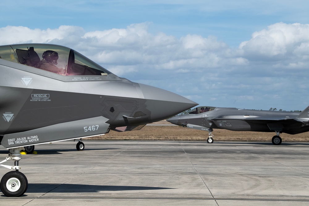 F-35s Fly in for Tyndall WSEP