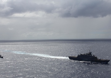 USS Milwaukee Conducts Passex with Dutch Caribbean Coast Guard
