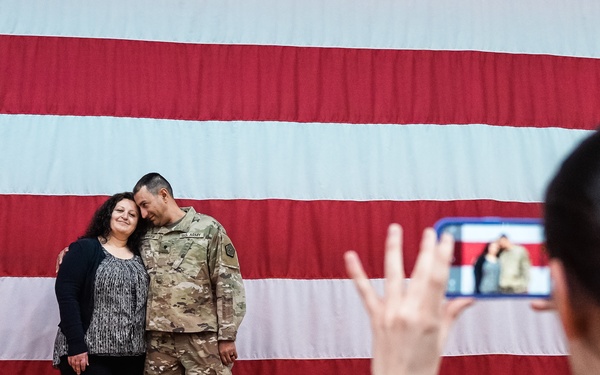 Chicago-based Human Resources Soldiers Prepare for Overseas Mission