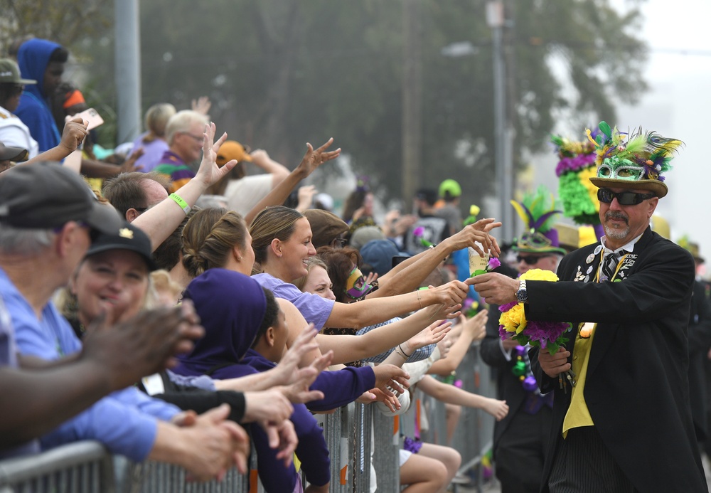 Keesler leadership attends Mardi Gras parade