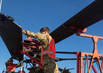 3rd Combat Aviation Brigade Conducts Blade Folding Operations as Part of Port Operations