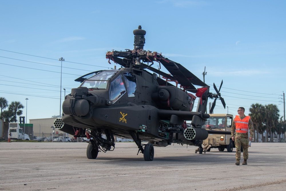 3rd Combat Aviation Brigade Conducts Blade Folding as Part of Port Operations