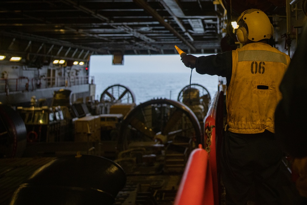 US Navy LCAC Transports U.S. Marines to Shore 