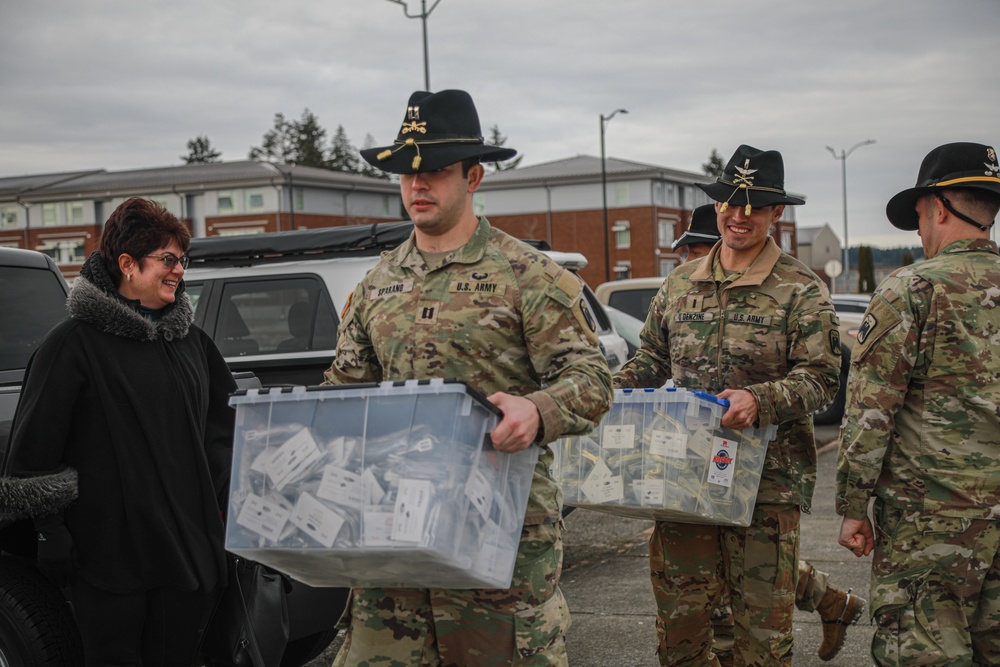 Ceremonial spurs donated to continue Cavalry tradition