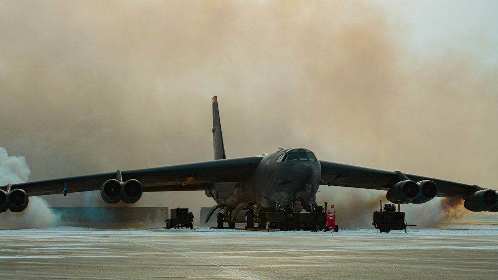 Minot B-52s depart for BTF 23-2