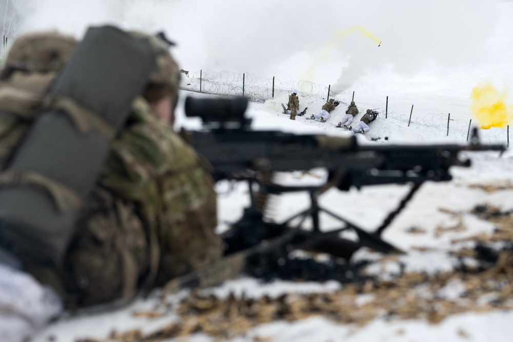 '3 Geronimo' paratroopers conduct CALFEX at JBER, Alaska