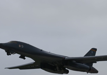 B-1B Lancers participate in Bomber Task Force mission