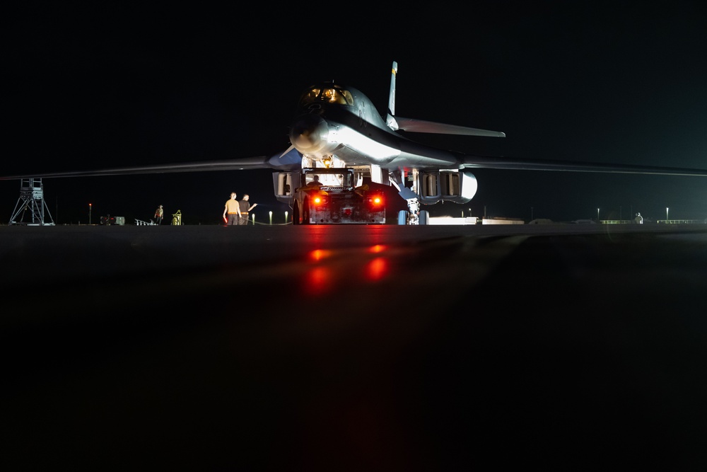 DVIDS - Images - U.S. Air Force B-1B Lancer Conducts Bomber Task Force ...