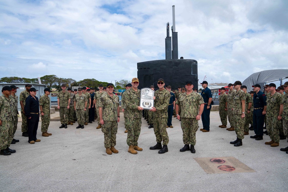 USS Jefferson City Awarded Arleigh Burke Fleet Trophy