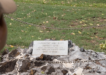 Sailors from USS John Finn (DDG 113) tour MCBH