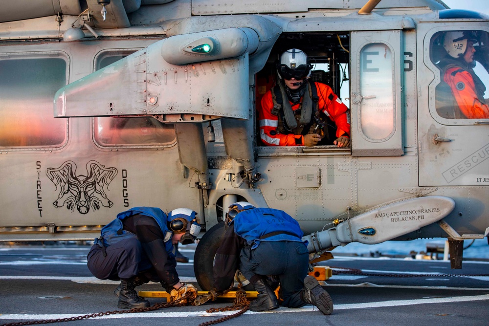 USS Porter Conducts Flight Operations