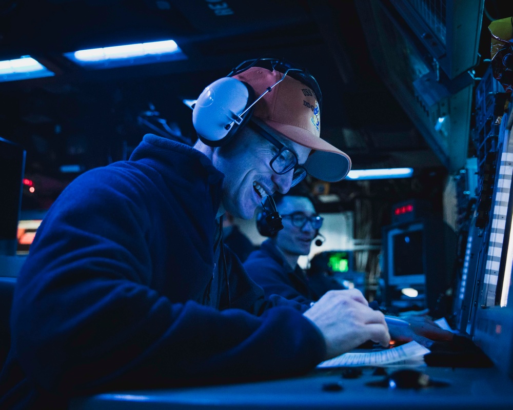 USS Porter Conducts Tactical Scenario