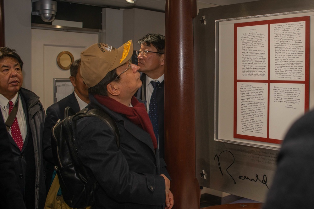USS Ronald Reagan (CVN 76) Sailors host tour for members of Japanese Diet