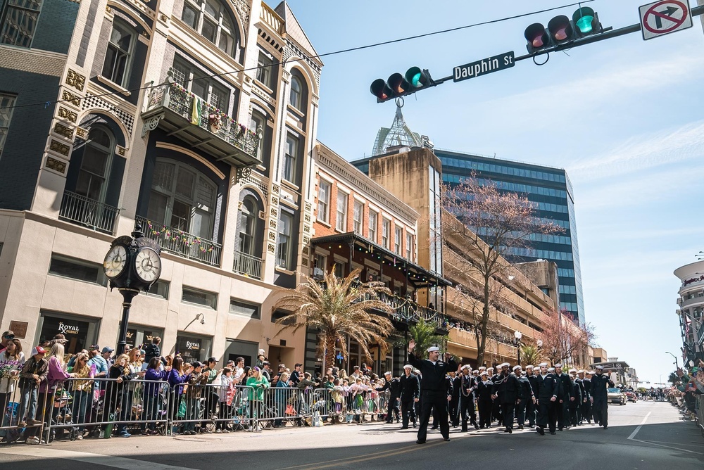 USS Gunston Hall Mardi Gras 2023