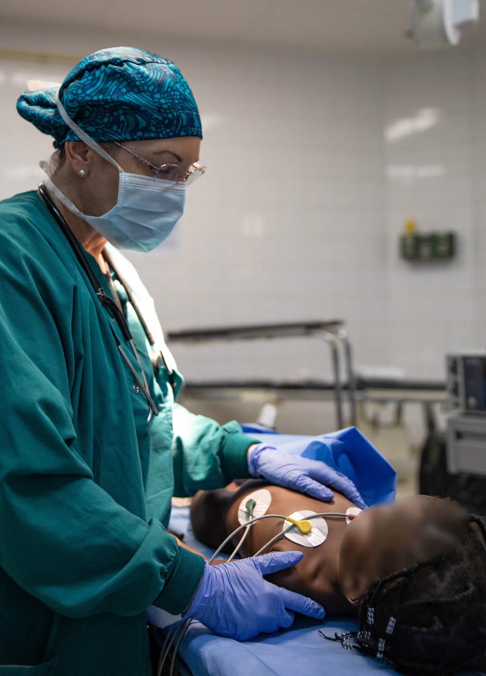 U.S., Senegal medical professionals prep patients for surgery during MEDREX