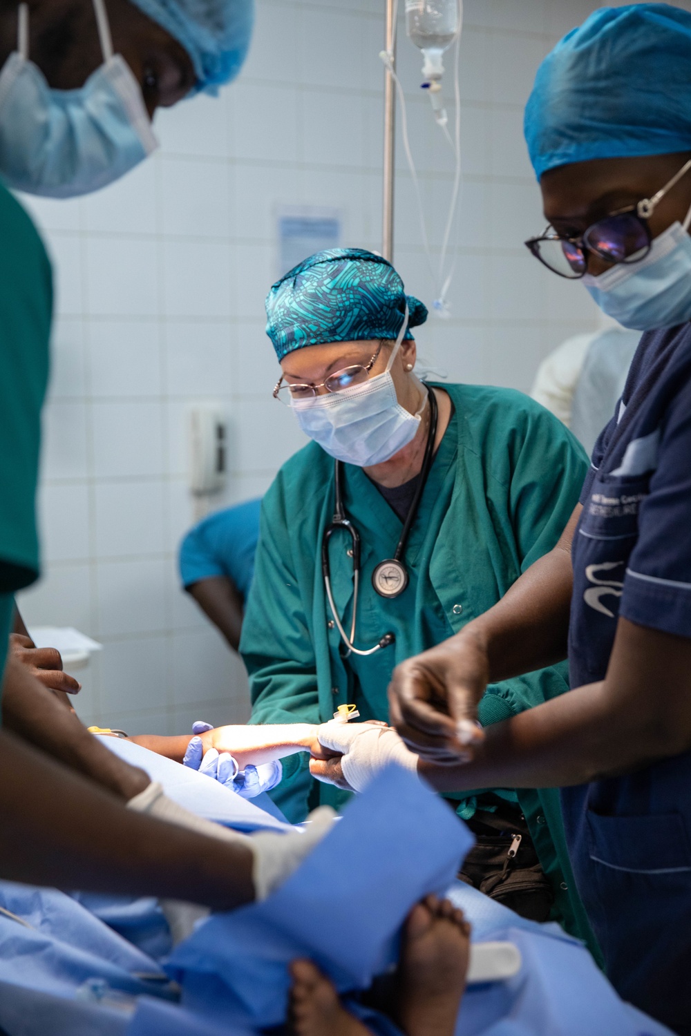 U.S., Senegal medical professionals prep patients for surgery during MEDREX