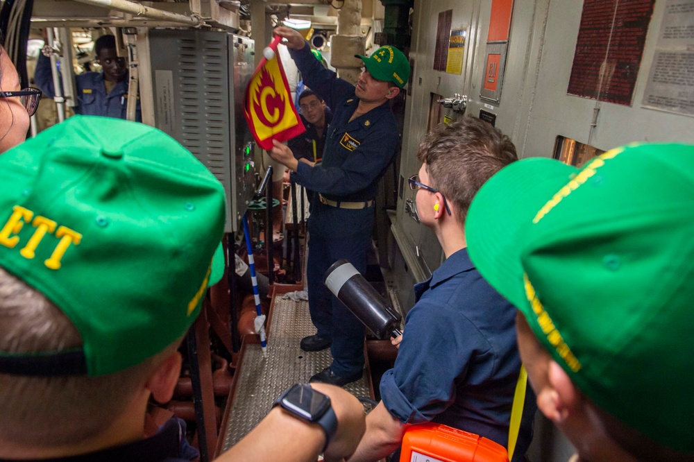 USS Paul Hamilton conducts engineering training drills