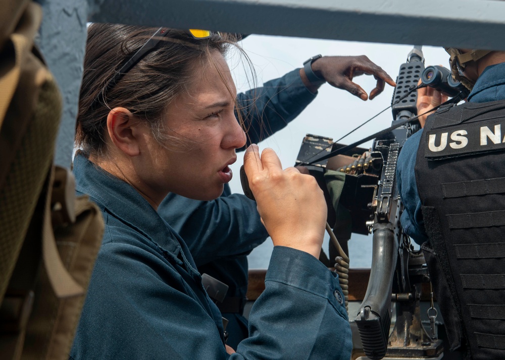 USS Paul Hamilton Strait of Hormuz transit